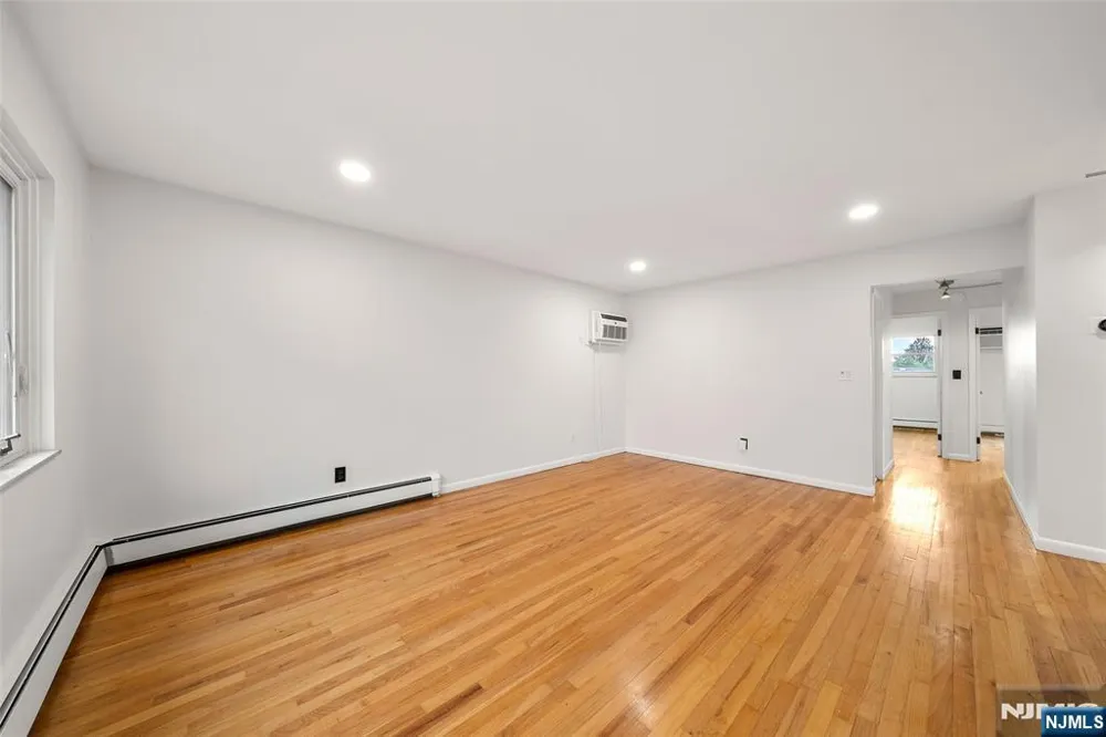 209 8th Street 2 Fairview, NJ 07022