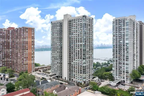 200 Old Palisade Road 4A