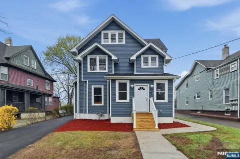 82 Grove Street 4