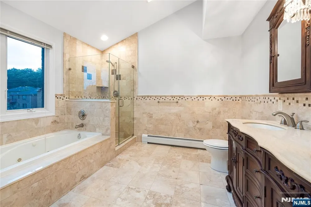 258 4th Street A Palisades Park, NJ 07650