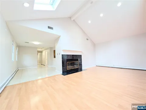 515 Broad Avenue 2ND