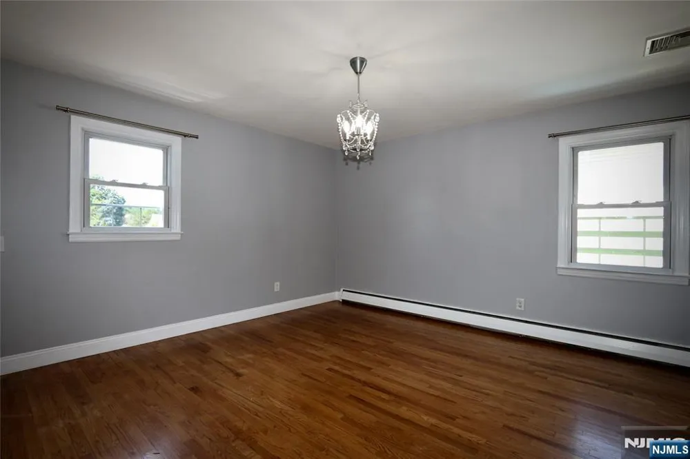 340 Fenlon Boulevard Clifton, NJ 07014