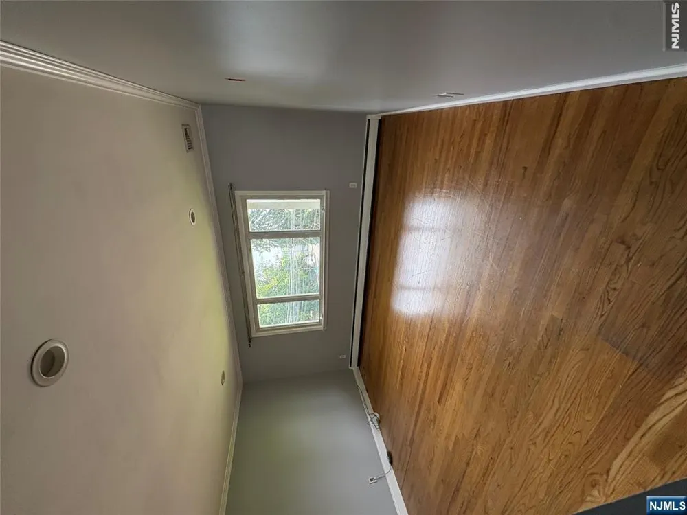 340 Fenlon Boulevard Clifton, NJ 07014