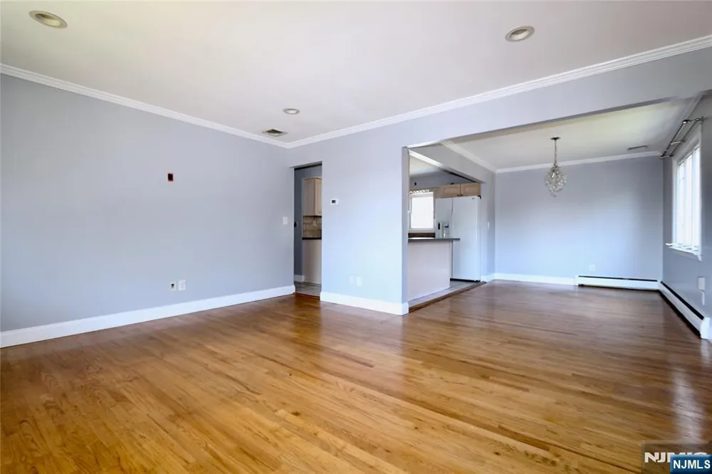 340 Fenlon Boulevard Clifton, NJ 07014