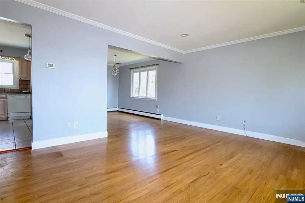 340 Fenlon Boulevard Clifton, NJ 07014
