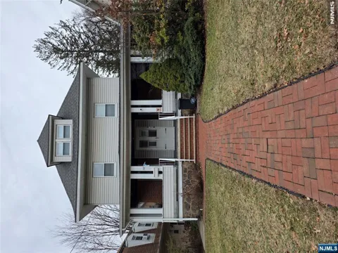 145 Christie Street