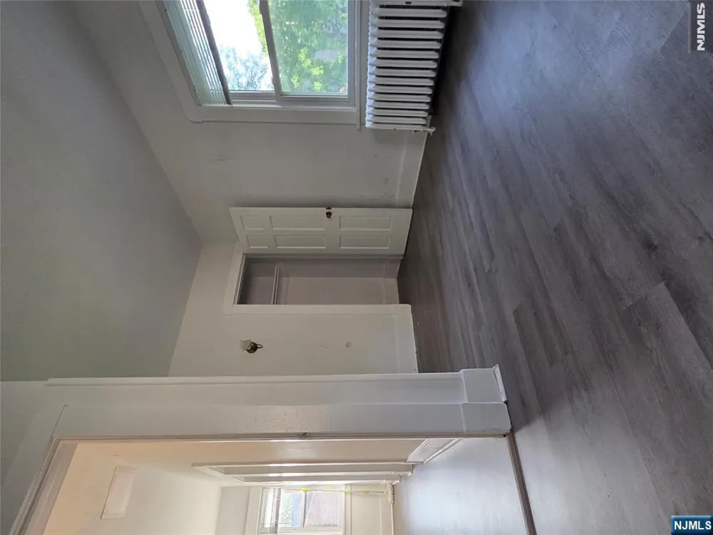 145 Christie Street Leonia, NJ 07605