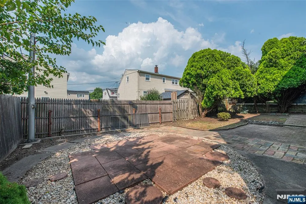 48 Whittaker Avenue 1 Woodland Park, NJ 07424