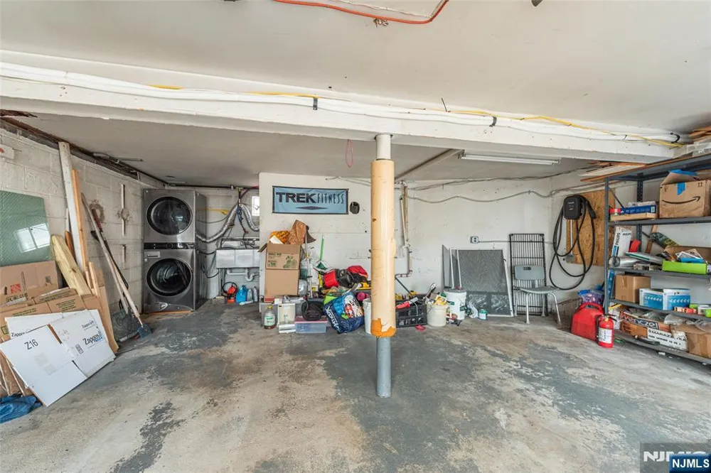 48 Whittaker Avenue 1 Woodland Park, NJ 07424