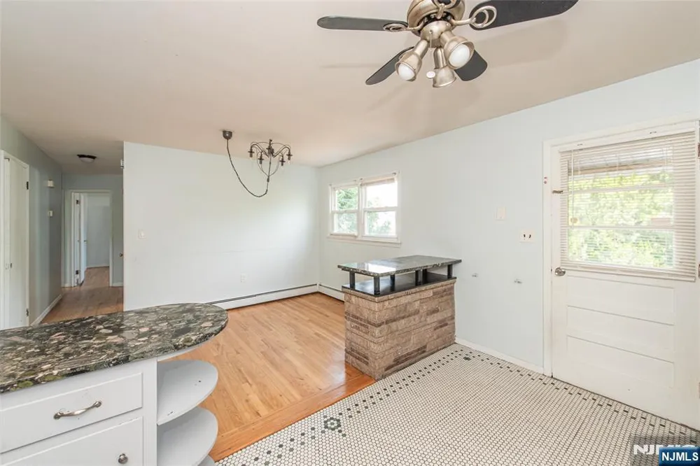 48 Whittaker Avenue 1 Woodland Park, NJ 07424