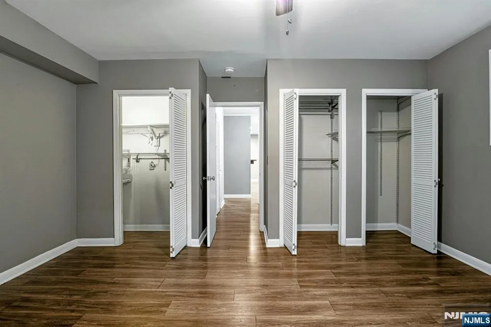 31 Home Place 1 Bergenfield, NJ 07621