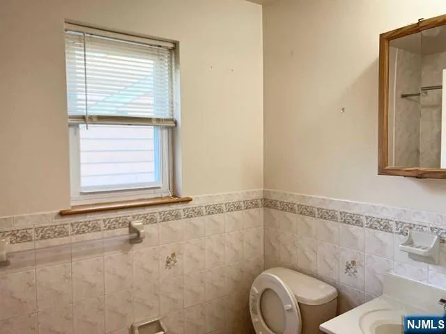 732 Cleveland Avenue (1F+G) Harrison, NJ 07029