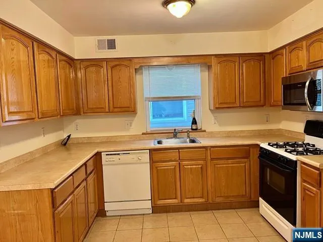 732 Cleveland Avenue (1F+G) Harrison, NJ 07029