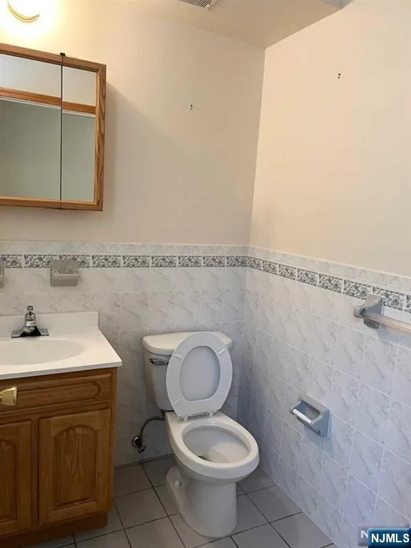 732 Cleveland Avenue (1F+G) Harrison, NJ 07029