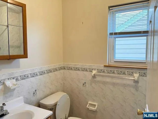 732 Cleveland Avenue (1F+G) Harrison, NJ 07029
