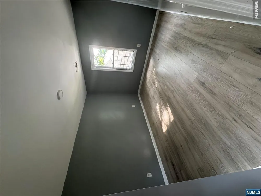132 Main Street 2 Paterson, NJ 07522