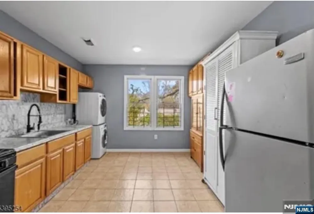 132 Main Street 2 Paterson, NJ 07522