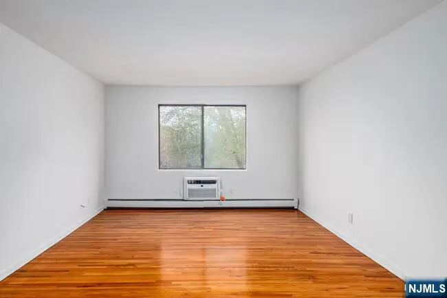 103 Bellgrove 2B Mahwah, NJ 07430