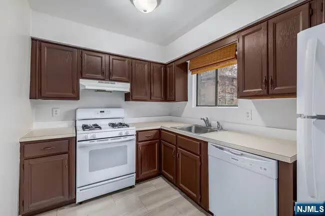 103 Bellgrove 2B Mahwah, NJ 07430