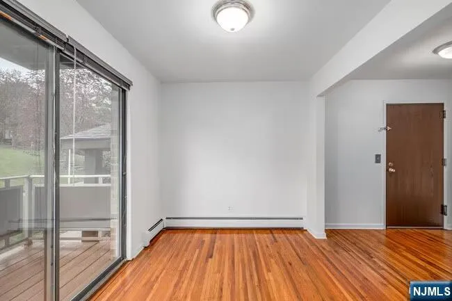 103 Bellgrove 2B Mahwah, NJ 07430