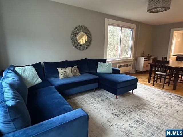 54 Oak Street Tenafly, NJ 07670