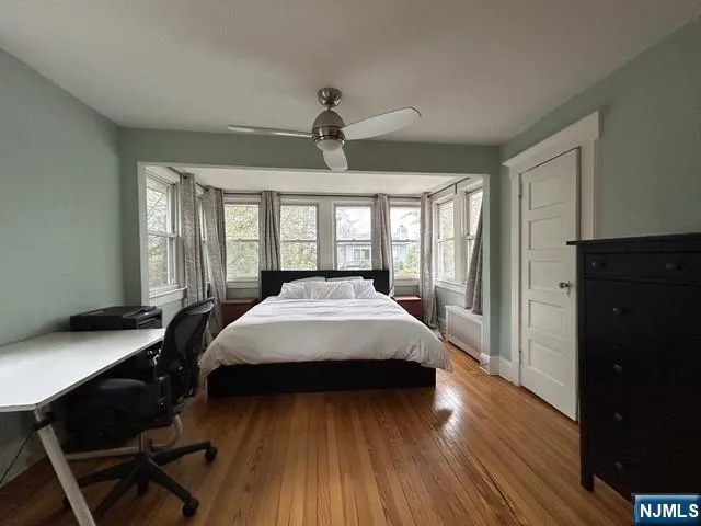 54 Oak Street Tenafly, NJ 07670