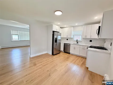 38 Cottage Place 2