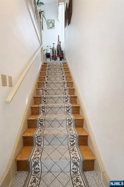 19 Burgess Place 2 Passaic, NJ 07055