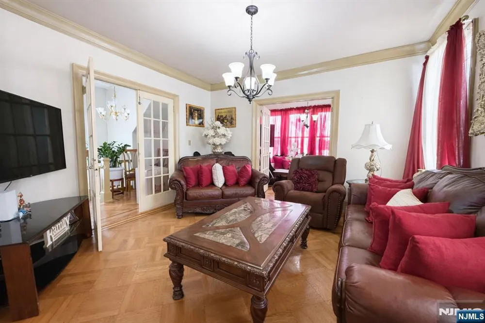 19 Burgess Place 2 Passaic, NJ 07055