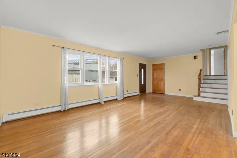762 Valley Street12 Maplewood, NJ 07040