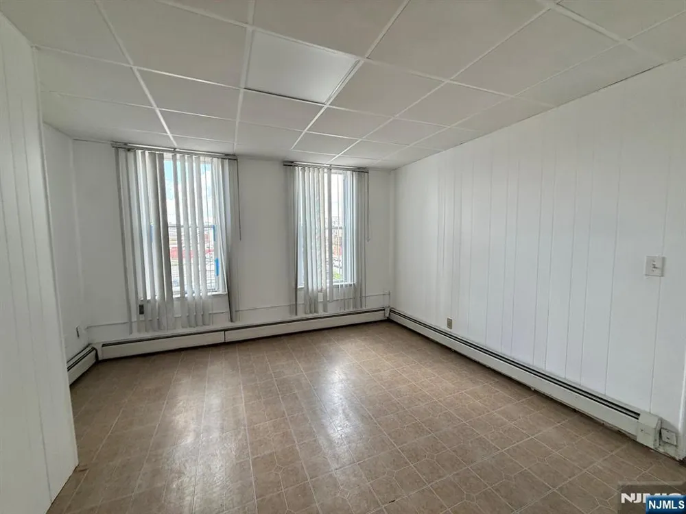 525 Harrison Avenue 2F Harrison, NJ 07029