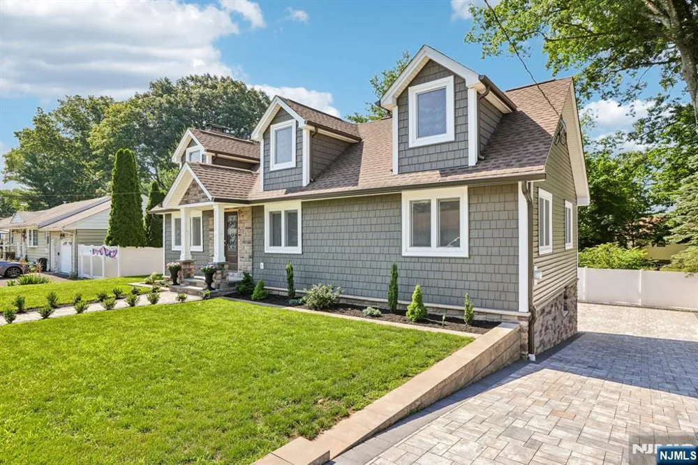50 Lincoln Place Waldwick, NJ 07463