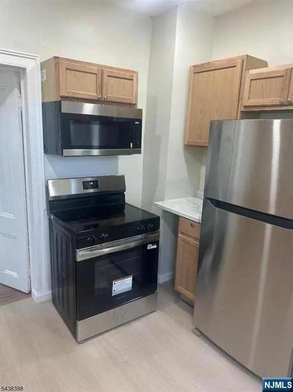 452 Alden Street 1 Orange, NJ 07050