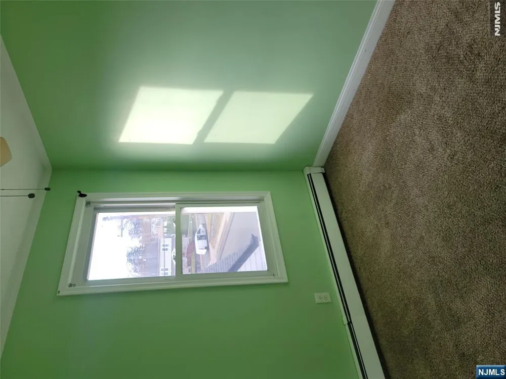 44 King Street 3rd Flr Haledon, NJ 07508