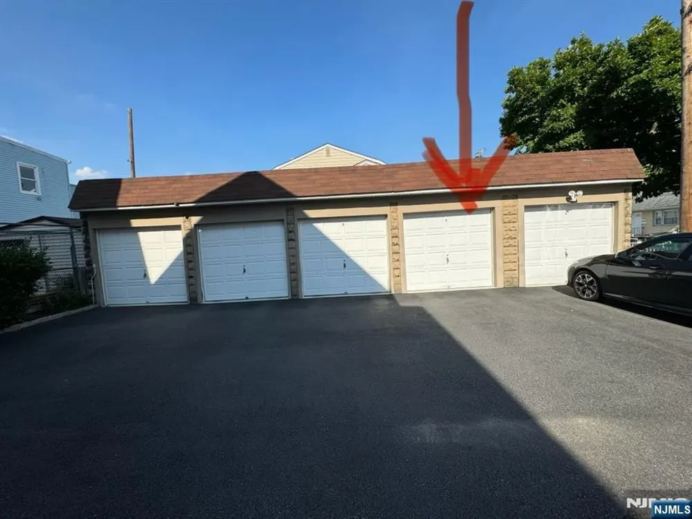 221-223 Patterson Street 1 Harrison, NJ 07029