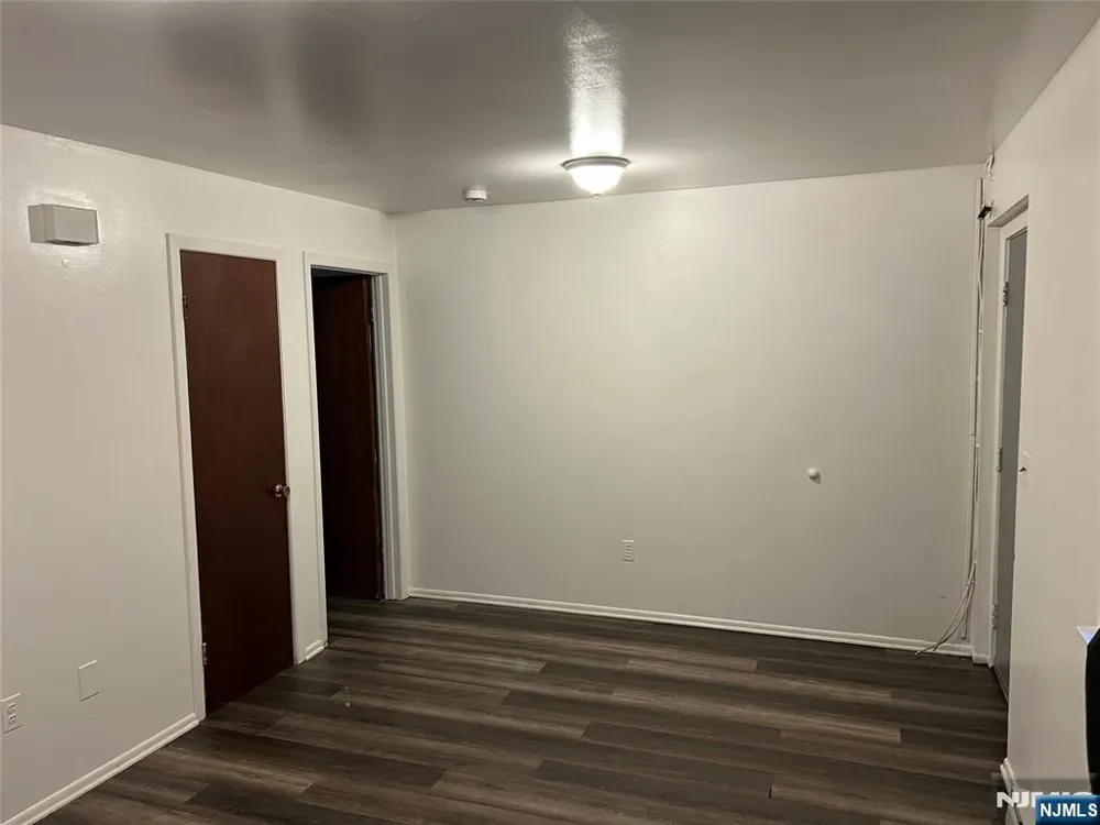 408 5th Harrison, NJ 07029