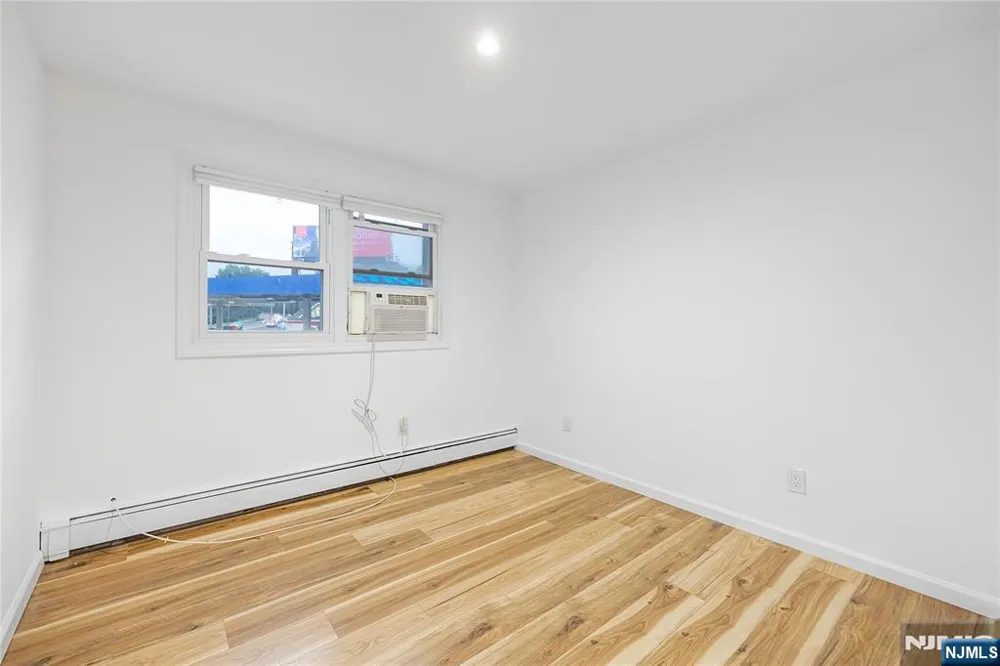 203 E Ruby Avenue B Palisades Park, NJ 07650