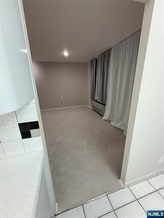 300 Winston 619 Cliffside Park, NJ 07010