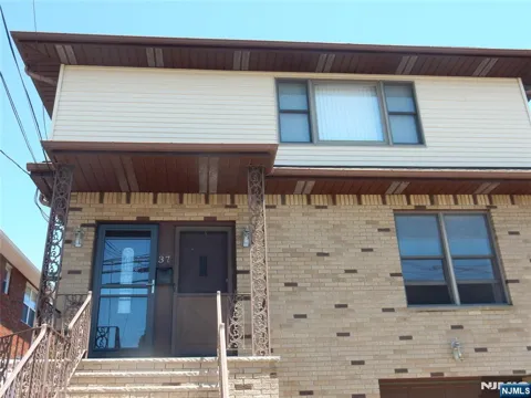 37 Avenue B 2
