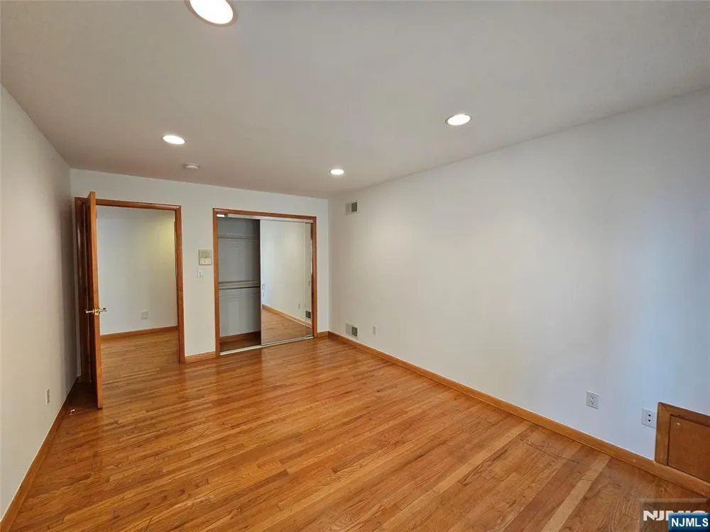 120 Johnson Avenue Wallington, NJ 07057