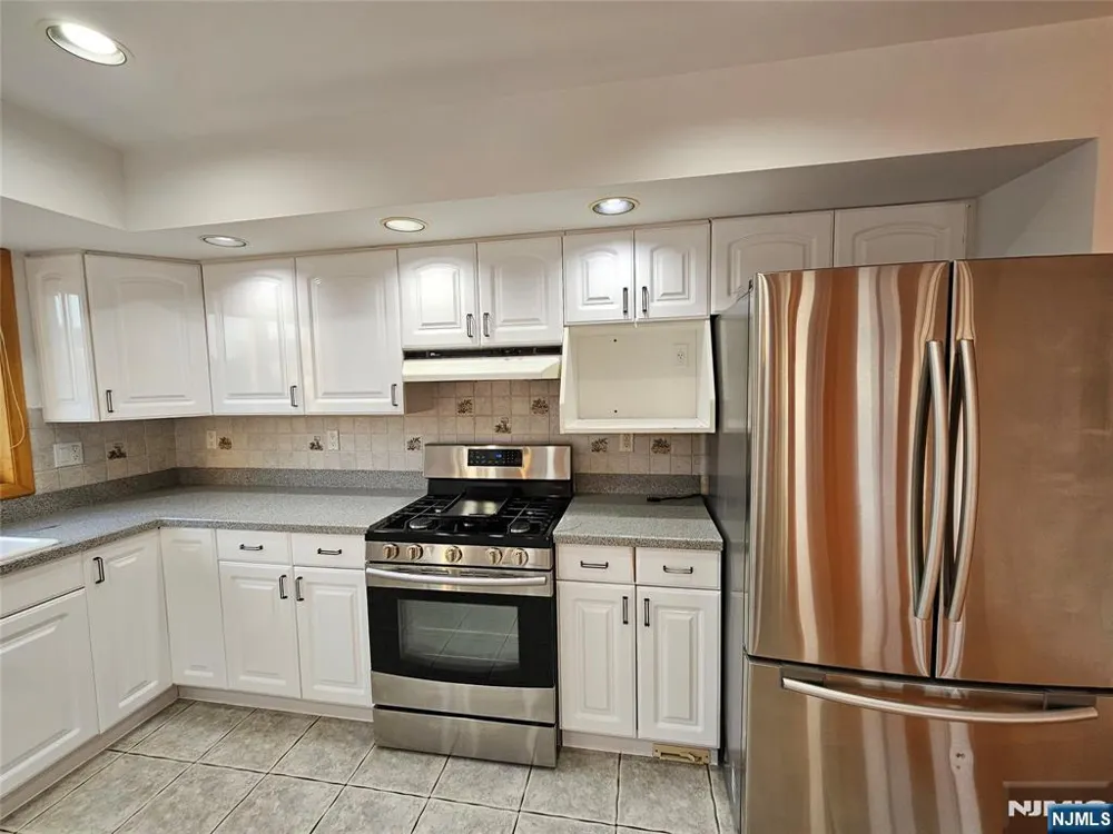 120 Johnson Avenue Wallington, NJ 07057