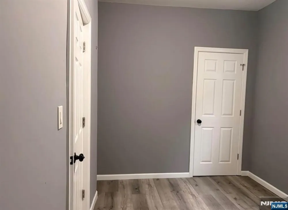 109 10th Street 2F Passaic, NJ 07055