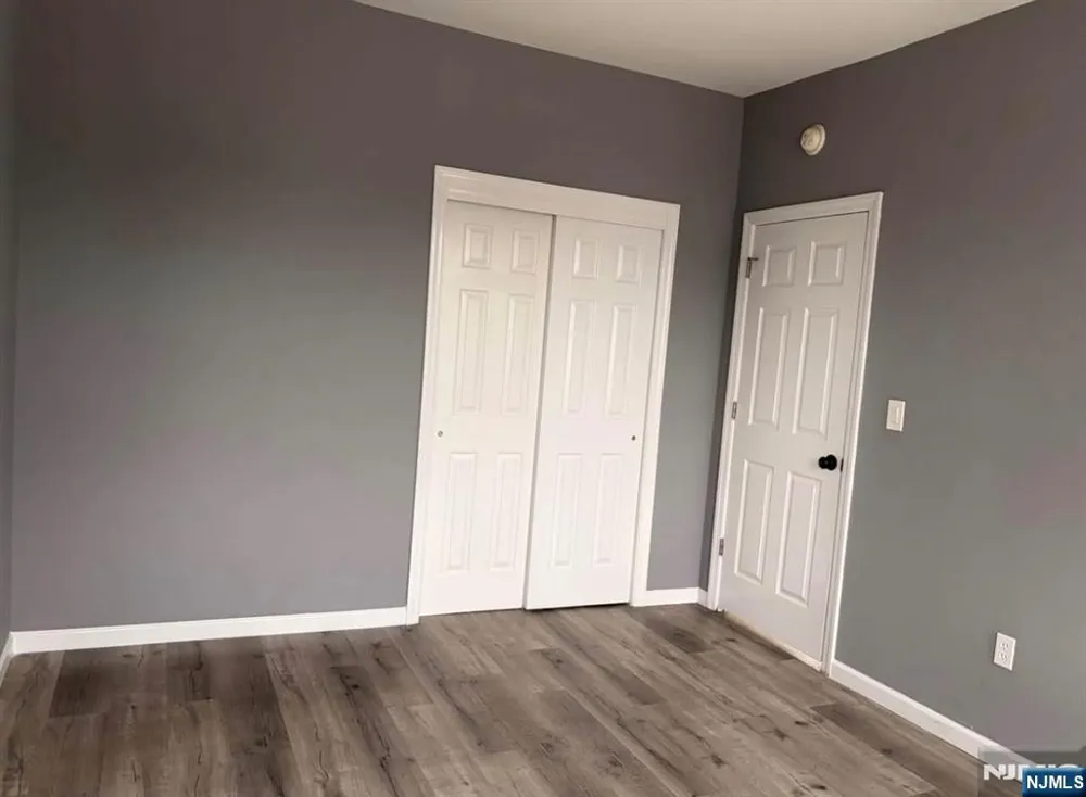 109 10th Street 2F Passaic, NJ 07055