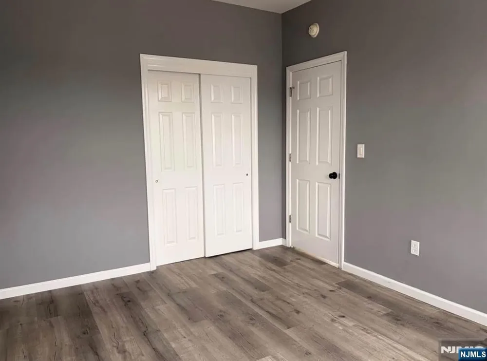 109 10th Street 2F Passaic, NJ 07055