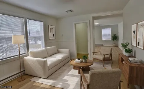55 Beaver Ave Apt 1