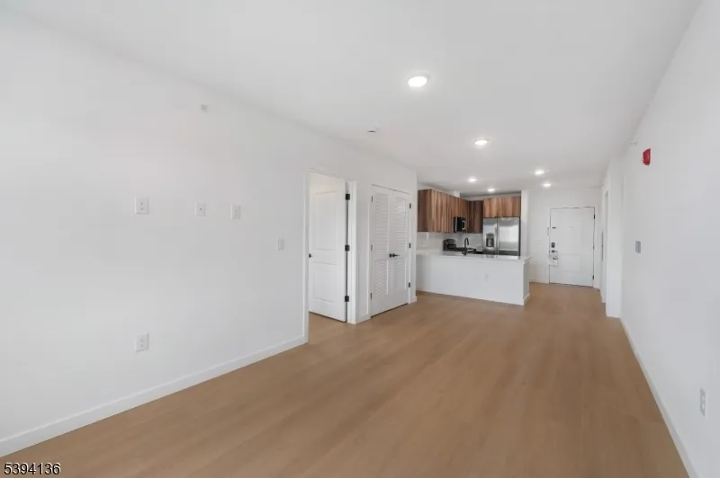 768 Bergen St #5D Unit 5D Newark City, NJ 07108