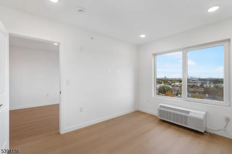 768 Bergen St #5D Unit 5D Newark City, NJ 07108