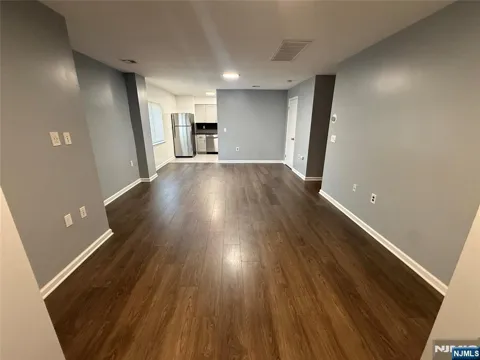 310 Passaic Avenue 401