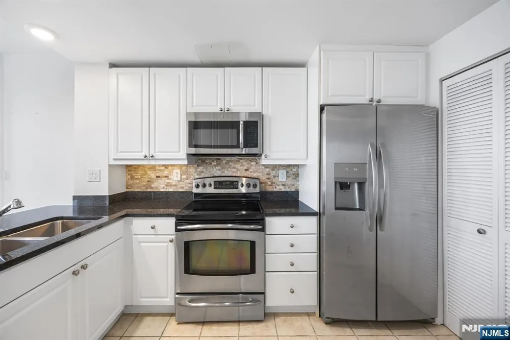 600 Harbor Boulevard 955 Weehawken, NJ 07086