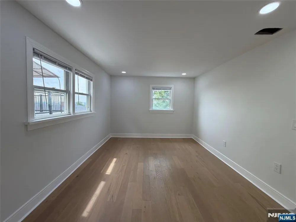 8427 Columbia Avenue North Bergen, NJ 07047